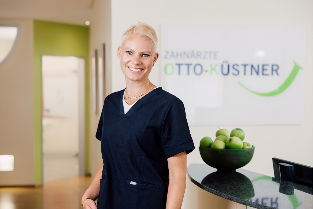 zahnarzt-bueren-lotte-gundula-rissling-v6 zahnarzt-bueren-lotte gundula-rissling-v6
