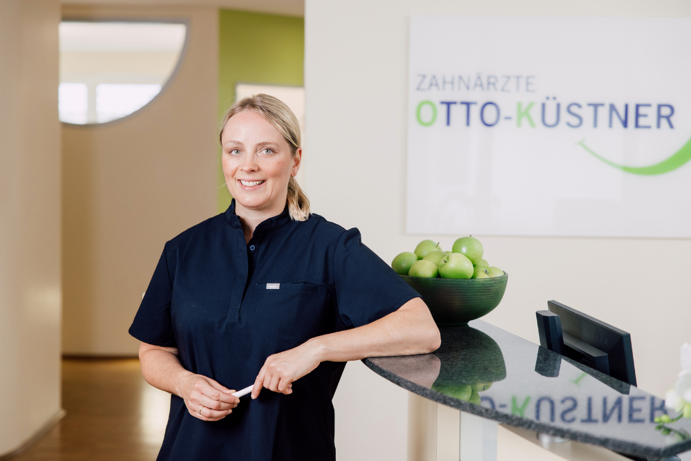 zahnarzt-bueren-lotte-isabell-berens-v3 zahnarzt-bueren-lotte isabell-berens-v3